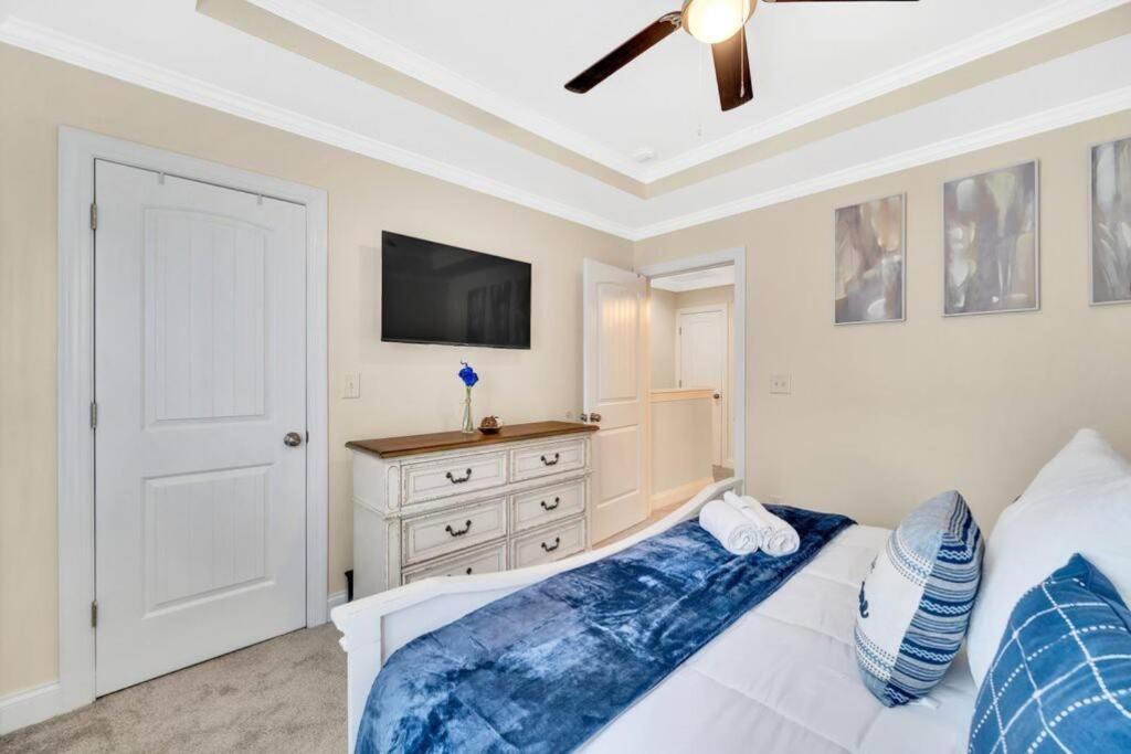 Cozy 2B Townhouse King Bed Free Parking Tv In Brs Villa Concord Exterior photo